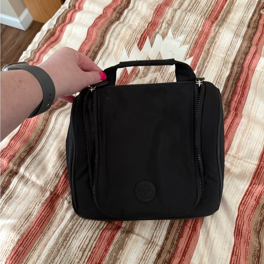 Fossil toiletry bag